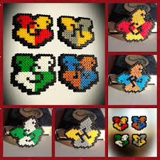 Harry Potter Pixel Art Magnet Badge Pin Or Keyring Hogwarts House Colours Magnet Pixel Art Magnet Couleurs Maison Poudlard Fait Maison Couleurs Maison