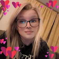 Freeze dryer orange part tray placement