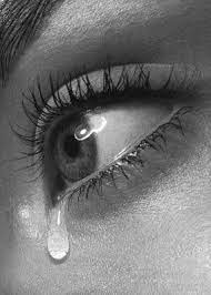 صورة عين فيها دمعه صور عيون دموع رمزيات عين فيها دمعة crying photography crying eyes crying pictures