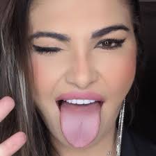 Profile for Bella Pons