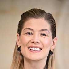 Rosamund Pike