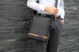 Going on a business trip soon? Authentic Gucci Men Bags Gucci Briefcases Gucci Men Bags Gucci Messenger Bags Man Bag Gucci Men
