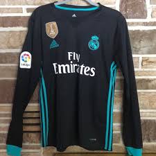 Official sleeve badges and official badges to wear. Real Madrid Cr7 Jersey Long Sleeve