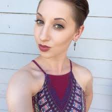 Cassidy Combs (cassidesigner)