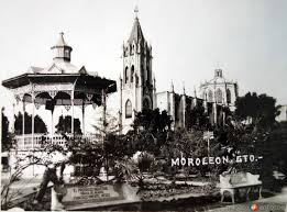 Podés buscar el código postal de moroleon según sus calles y. La Plaza Y Kiosko Moroleon Guanajuato Mx15037942203096