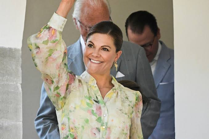 Victorias klänning på Victoriadagen: Bär norsk design