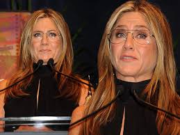 Jennifer Aniston debuts new look with retro glasses for awards speech