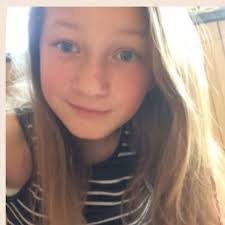 Danielle Lena rees (@daniellebfflyla)