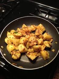 Birds Eye Cauliflower Fries Reviews Potatoe Stir Fried With Mustard Seeds And Turmeric Food Stir Fry Fries