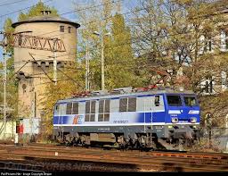 Railpictures Net Photo Ep09 031 Pkp Intercity 104eb At Wroclaw Poland By Beppe Poland Wroclaw Train