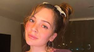 In 2020, lina tejeiro featured in the web series chichipatos. Lina Tejeiro Shows How She Looked After Biopolymer Surgery Archyworldys