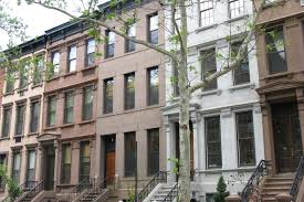 Townhouse synonyms, townhouse pronunciation, townhouse translation, english dictionary definition of townhouse. Condos Vs Townhouses Which Is A Better Investment In New York City