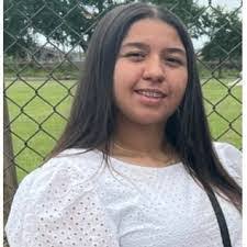 Anna Hammack's Instagram, Twitter & Facebook