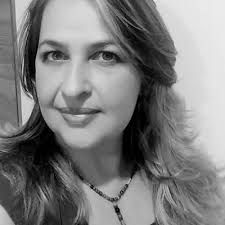 Lucy Velez B. (@lucyvelezb)