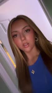 Hope Holten's Instagram, Twitter & Facebook