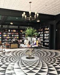 The Bookstore At Oxford Exchange Oxford Exchange Oldfashiontrends Casual Style Outfits Oxford Exchange Trending