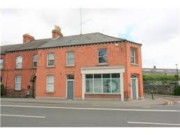 It runs from islandbridge in the west of the city, through rialto and dolphin's barn to portobello, near the centre. 344 South Circular Road South Circular Road Dublin 8 Finnegan Menton 4343629 Myhome Ie Commercial