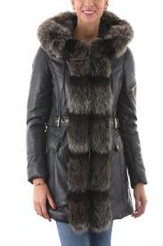 Il est parfait pour toutes les saisons. Veste Cuir Femme Avec Capuche Veste Avec Capuche