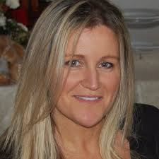 Jennifer Bartolo's Instagram, Twitter & Facebook