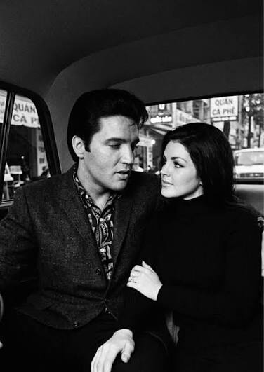 Priscilla Presley Breaks Down After Reading Elvis' Secret Letter He Never Sent Her ▶️ View Update! https://timelessmusic.best/priscilla-presley-breaks -down-after-reading-elvis-secret-letter-he-never-sent-her/
