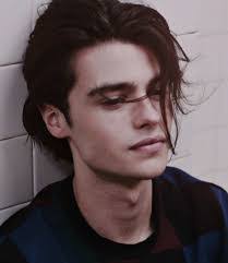 Marcus Long's Instagram, Twitter & Facebook