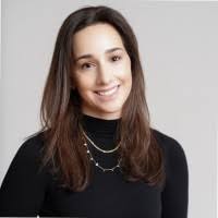 Laura Launer's Instagram, Twitter & Facebook