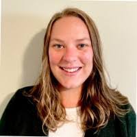 Kelly Glander's Instagram, Twitter & Facebook