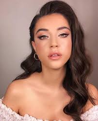 Ali Simmons (simmysimms)