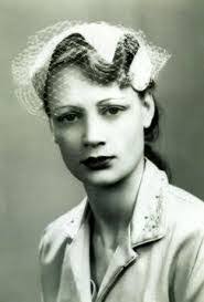 Jeannie Herring's Instagram, Twitter & Facebook