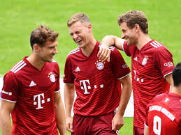 Check out his latest detailed stats including goals, assists. Bayern Star Kimmich Vor Vertragsverlangerung Ihm Winkt Mega Gehalt Fc Bayern