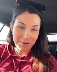 Christine Pereira's Instagram, Twitter & Facebook