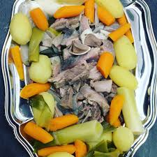 Tete De Veau Comme La Faisait Ma Grand Mere Recette Tradition Recette Tete De Veau Tete De Veau Recette Recette En Famille