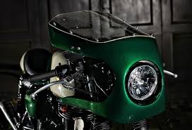 Кастомные мотоциклы cafe racer (кафе рейсер) марок bmw, honda, ducati, yamaha, suzuki, kawasaki по выгодным ценам доставка и тюнинг на заказ кастомных мотоциклов cafe racer. Kawasaki Estrella 250 Cafe Racer By Studio Motor Bikebrewers Com