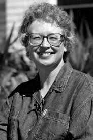 Building a Series With a Serious Dog: A Conversation with Jo Bannister