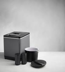 One or two weeks keep garbage, in this time period no smell of an insect is produced. This Countertop Gadget Turns Food Scraps To Fertilizer In Seconds Sunset Magazine