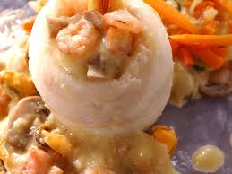 Filets De Sole Aux Fruits De Mer Et Champignons Recette Recettes De Cuisine Filets De Sole Recette Sole