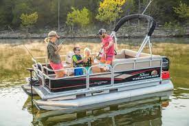 The 10 Best Pontoon Boats To Buy In 2019 Fishing Pontoon Small Pontoon Boats Pontoon Boat