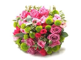 Round box roses, square box roses, rectangular box roses Comment Realiser Un Bouquet De Fleurs Rond Elle Decoration