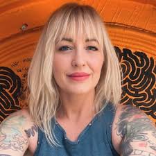 Shelly White (@shellywhite94)