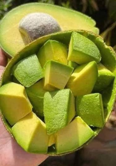 แพทย์เตือนว่า การกินอะโวคาโดอาจส่งผลให้…