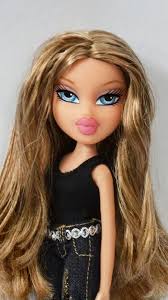 Pin De Sunny1 En Hello Dolly Munecas Bratz Bratz Munecas A partir de entonces, numerosas muñecas bratz diferentes entraron en el reino de las muñecas. pin de sunny1 en hello dolly munecas
