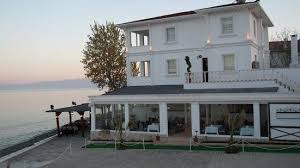 Rüyada ev konusunda daha detaylı bilgiyi ev rüya tabirleri sayfasında inceleyebilirsiniz. Ruyada Beyaz Ev Gormek Ne Anlama Gelir Islami Yorumu Super Firsatlar