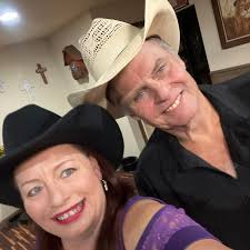 Any hand raised ring necks in the San Antonio area? I would love one that's  friendly and talking would be a bonus. Let me know!