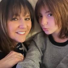 Ilene Terry's Instagram, Twitter & Facebook