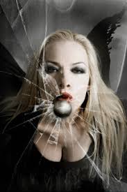 Interview with Amanda Somerville...