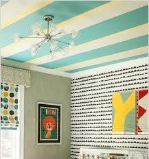 10 أفكار لديكور غرف الأطفال بالخطوط والنقوش الملونة