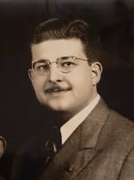 Louise Wills's Instagram, Twitter & Facebook