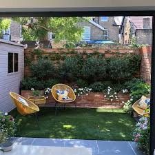 20 Amazing Design Zum Tiny Yard Garden 20 Amazing Design Zum Tiny Yard Small Backyard Gardens Small Courtyard Gardens Courtyard Gardens Design