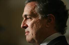 Ex-CIA chiefs seek halt to interrogations probe