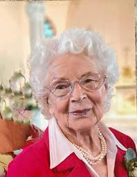 Ann Dolphin's Instagram, Twitter & Facebook